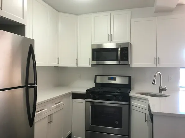 41-15 50th Avenue image 6 of 24