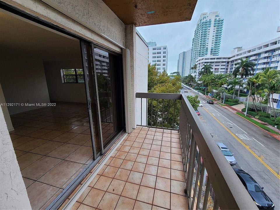 1st image of 833 West Ave APT 501