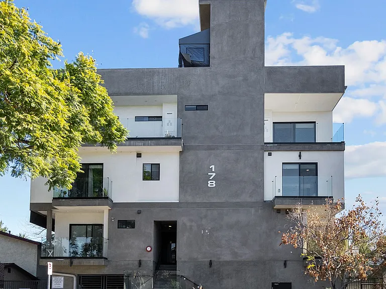 Alexandria 178 Townhomes LLC — Photo 2