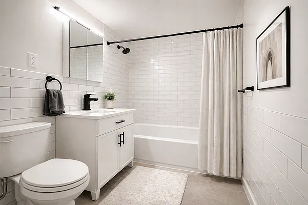 Bathroom, photo 1