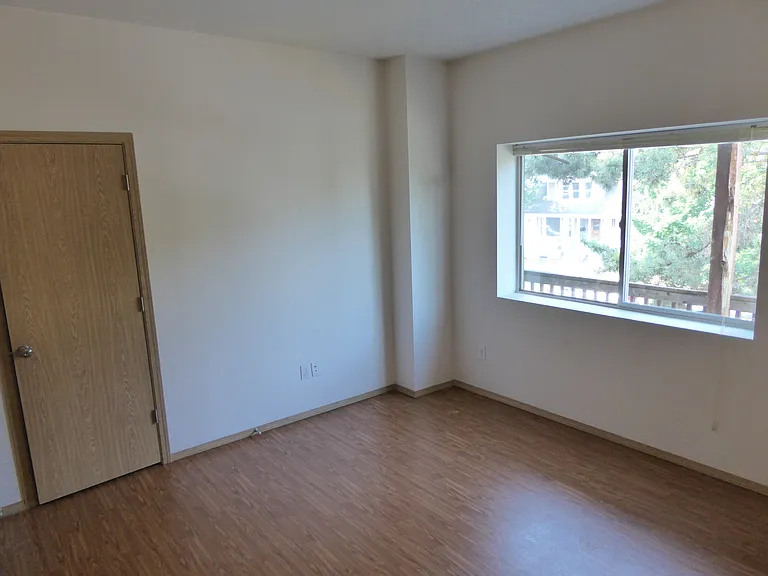 707 S I St #2 — Photo 4
