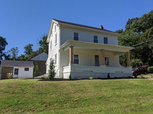 18 Henry Rd, Fleetwood, PA 19522