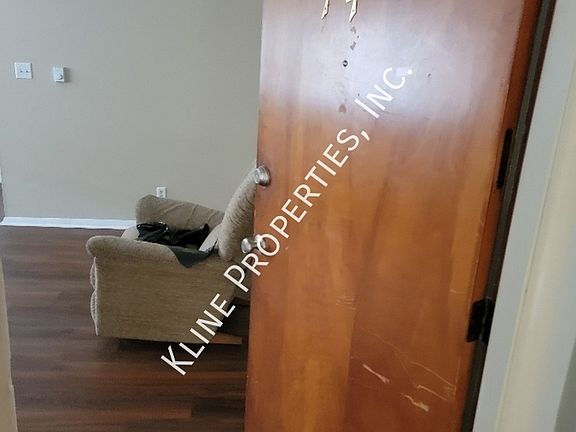 2nd image of 2826 S Pennsylvania St #B14