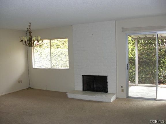 4th image of 184 E Parkdale Dr