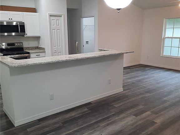 2nd image of 605 Howard St