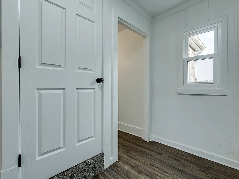 623 Lillian St — Photo 30