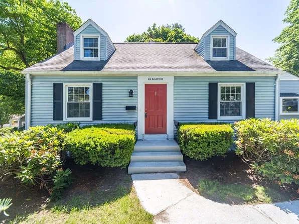 6 Macarthur Rd, Natick, MA 01760