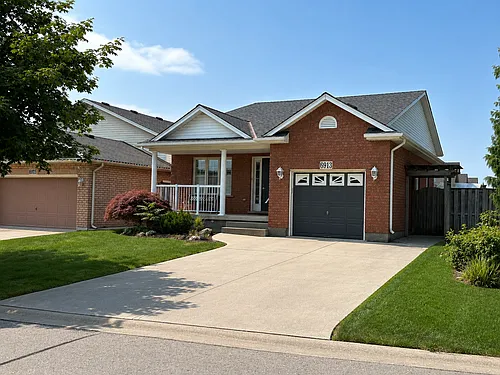 6913 Kelly Dr Photo 1