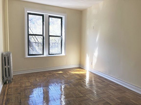 4th image of 118 Post Ave #4P