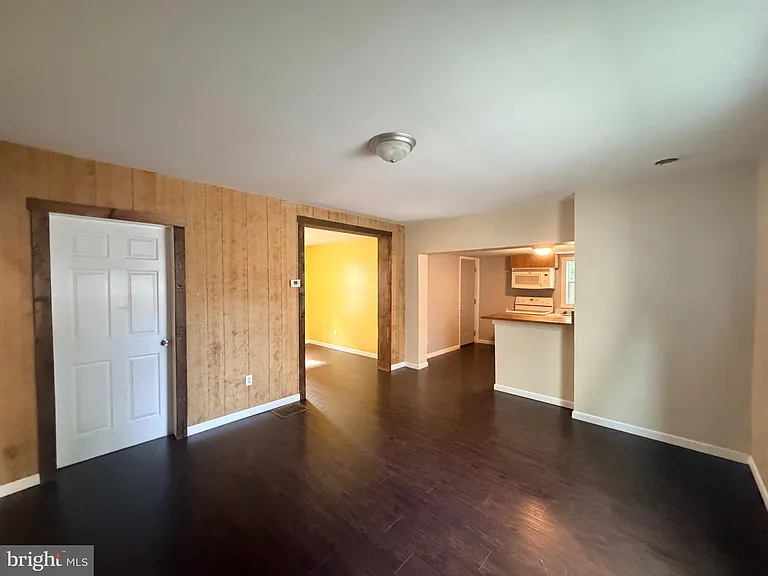 125 E Main St — Photo 7