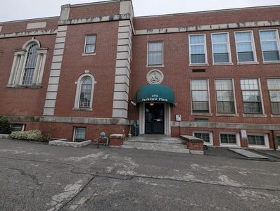 171 Ogrady St #111-12, Fall River, MA, 02720