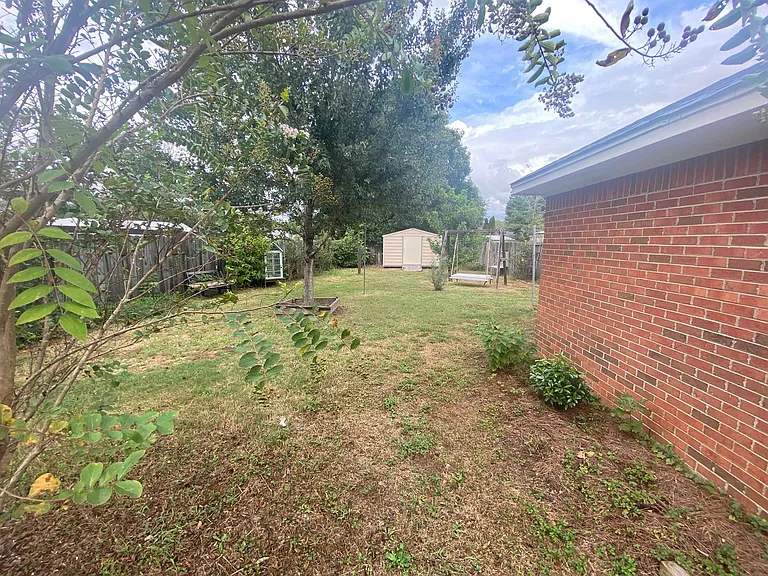 7301 Brampton Ln — Photo 36