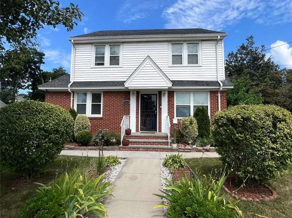 99 Kennedy Avenue, Hempstead, NY 11550