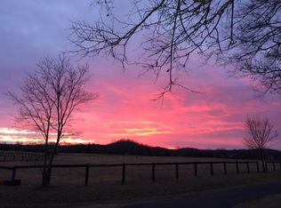 1669 Grays Bend Rd, Centerville, TN 37033