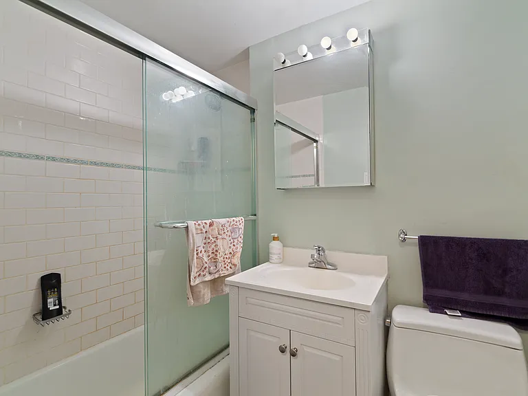 333 E 46th St #7G — Photo 5
