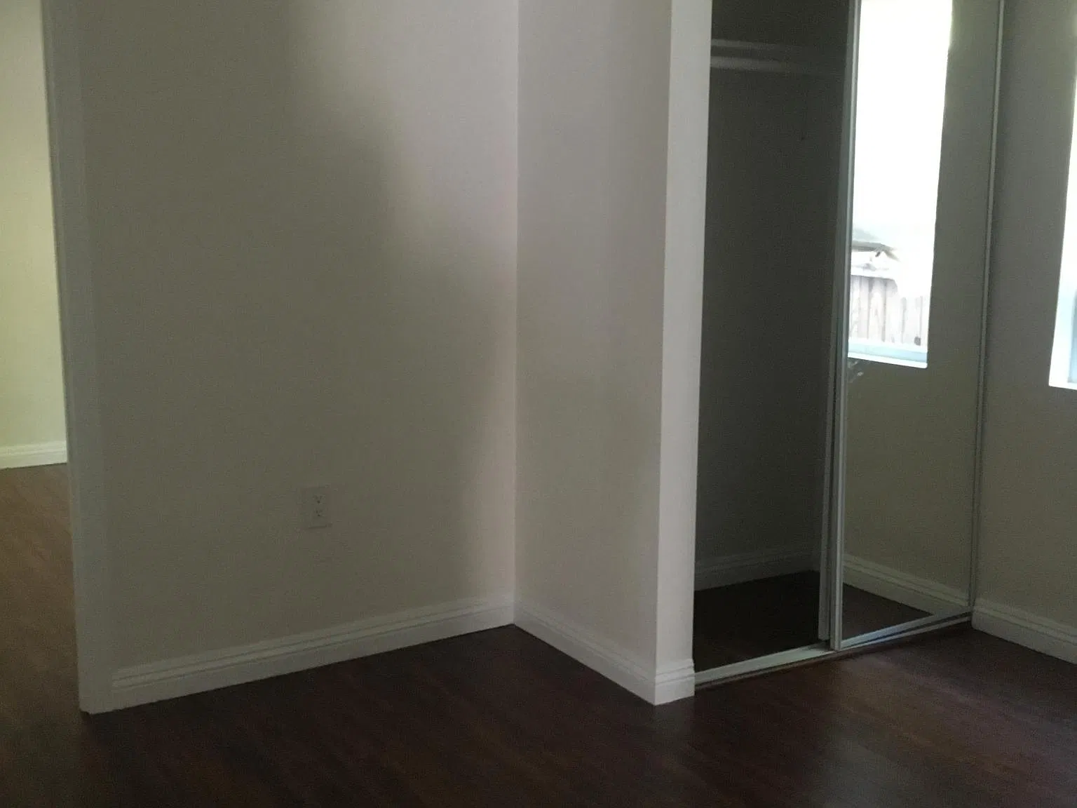 2 bed, 620 sqft, $2,200 — Photo 4