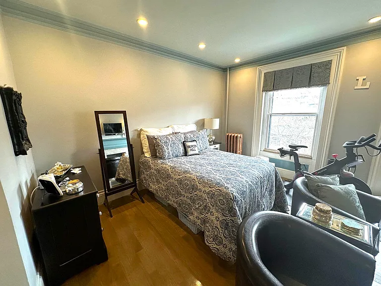 88 Charles St #5 — Photo 8