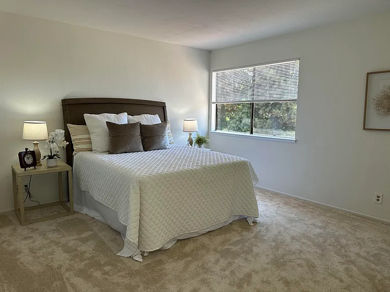 3133 Acorn Ct — Photo 9