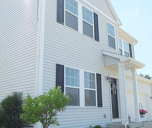 2nd image of 3724 Amber Oaks Dr