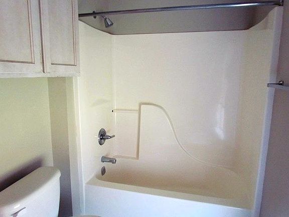 5th image of 1257 Louisville St APT 15