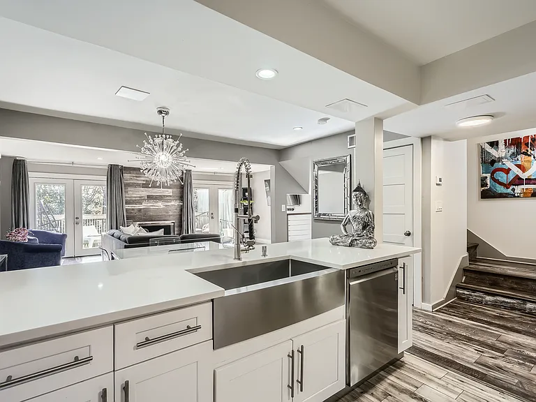1204 Druid Knoll Dr — Photo 15