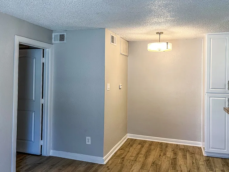 Landings At Northpoint — Photo 24