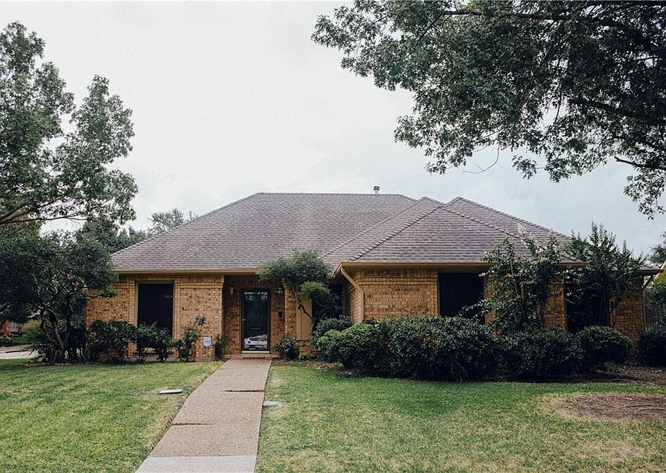 1st image of 2104 High Country Dr