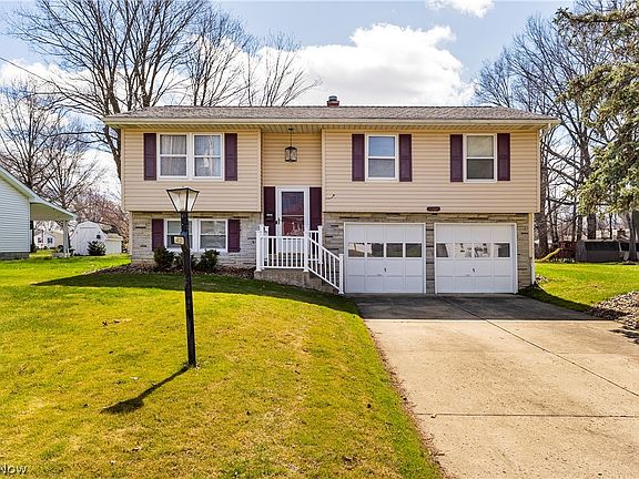 2nd image of 4829 Pine Trace Dr