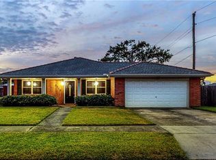 2712 Creely Dr, Chalmette, LA 70043