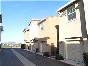 1st image of 860 Sierra View Cir Unit 2