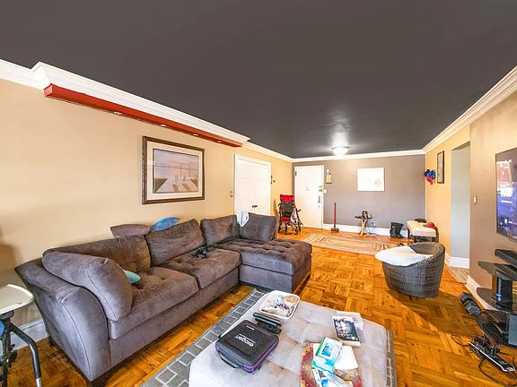 3rd image of 125-10 Queens Blvd #1123