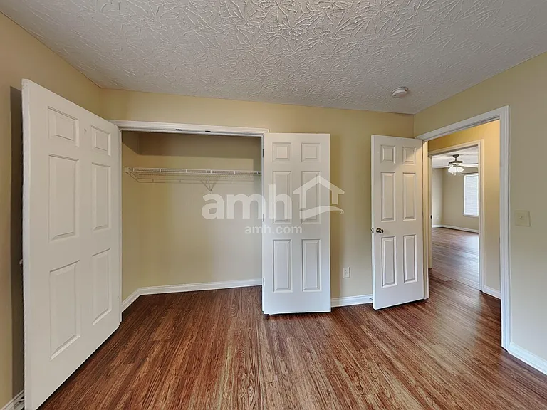 2251 Custer Ln — Photo 16