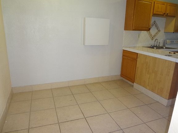 4th image of 1860 Venice Park Dr APT 201