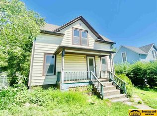 1026 B St, Fairbury, NE 68352