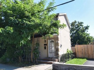 265 Hunter St W, Hamilton, ON L8P 1S2