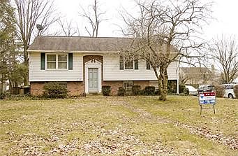 2nd image of 513 Red Barn Dr