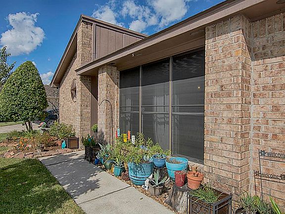 4th image of 16743 Selder Dr