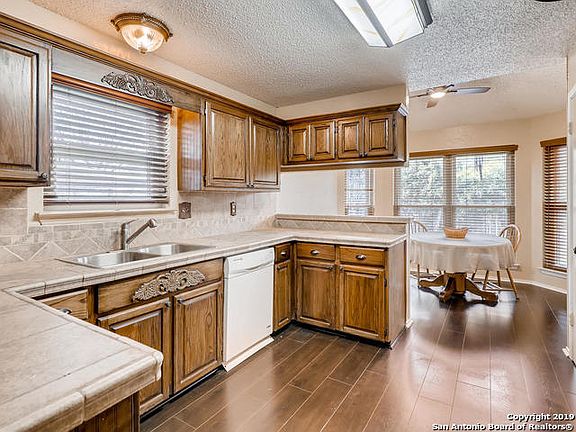 3rd image of 21111 Malibu Colony