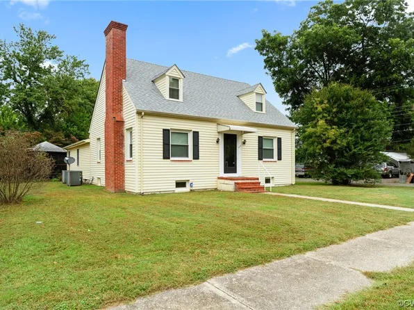 615 Daingerfield St #A, Tappahannock, VA 22560