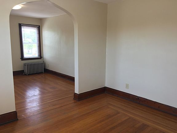 5th image of 6128 Hamilton Ave #1