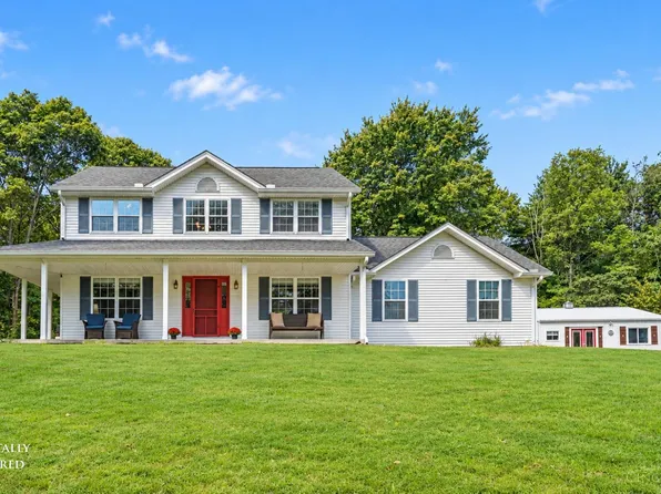 21573 Burtzelbach Rd, Guilford, IN 47022