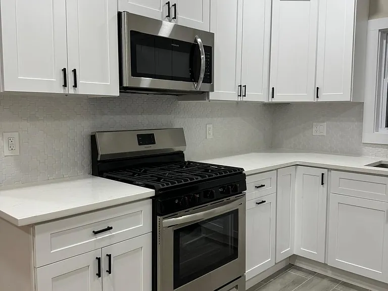 1105 Charles St #1E — Photo 8
