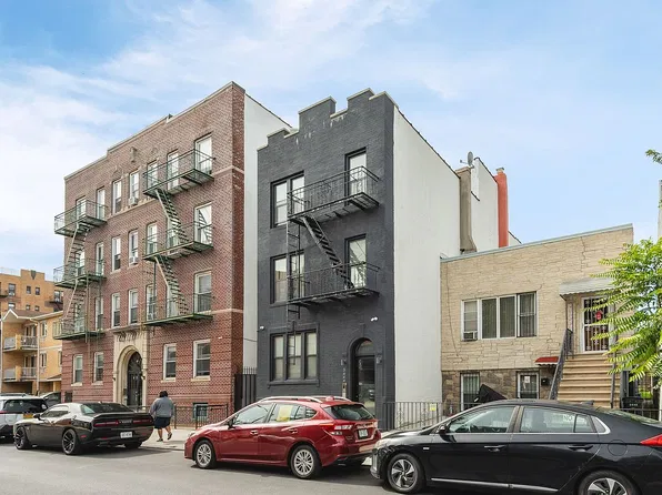 34-44 32nd St, Astoria, NY 11106