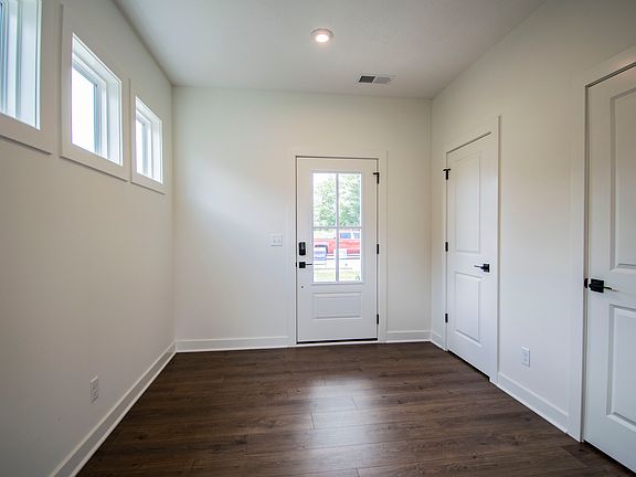 4th image of 711 Big Leaf Ave Lot 188