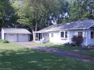 17335 Lakewood Ave, Lake Milton, OH 44429