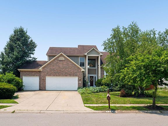 2nd image of 677 Montmorency Dr S