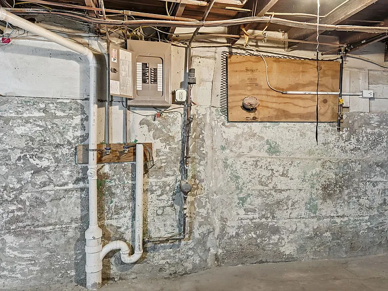6531 Plymouth Ave — Photo 16