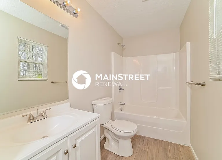 5217 Oakhill Dr — Photo 11