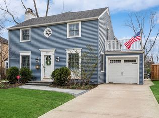 2117 Henley St, Glenview, IL 60025