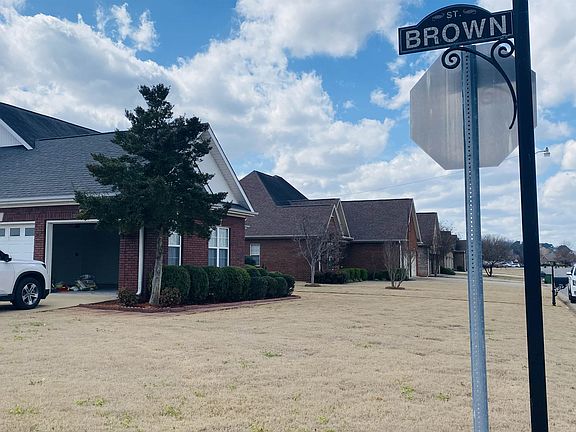4th image of 174 Cottonwood Dr